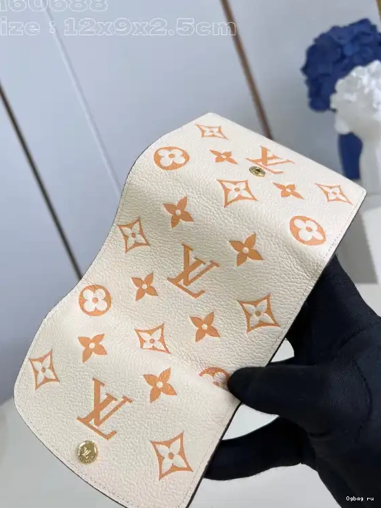 cm VICTORINE LOUIS WALLET-12*9.5*2.5 VUITTON 0413